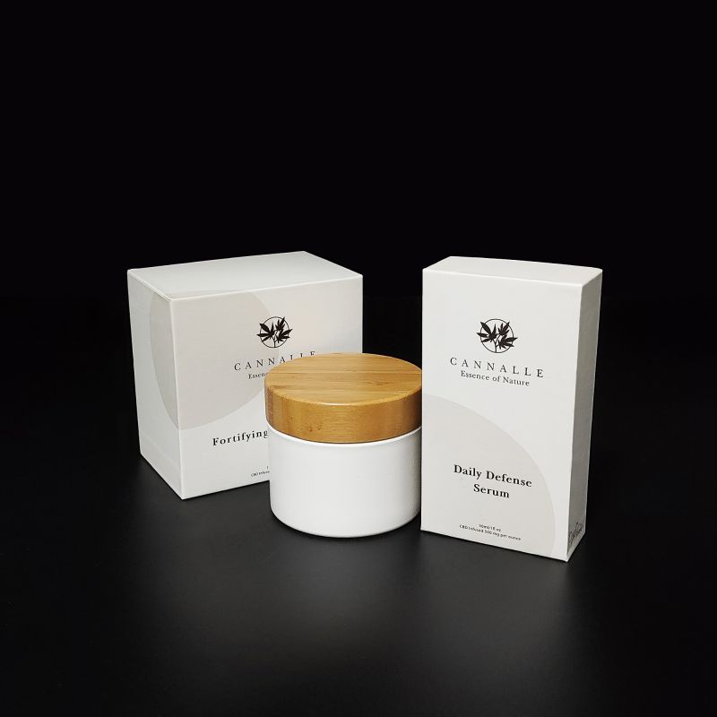 에바 폼 트레이 및 프리미엄 마감 HP017을 갖춘 골드 포일 로고 강성 향수 선물 상자